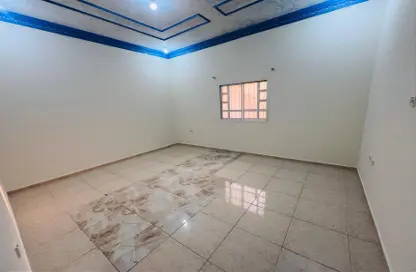 Apartment - 2 Bedrooms - 1 Bathroom for rent in Bu Hamour Street - Abu Hamour - Doha