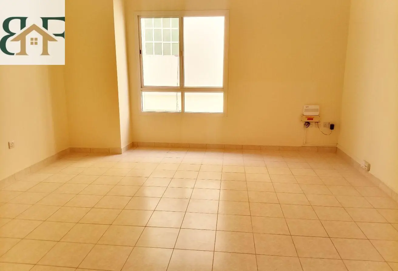 63252000 - Property Main Image
