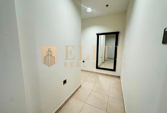 57565729 - Property Image 3