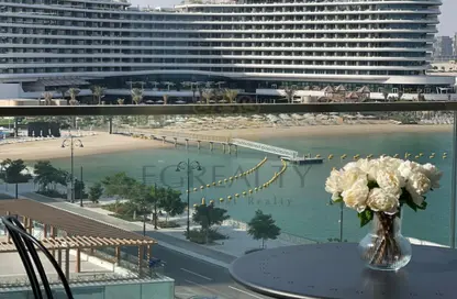 Apartment - 1 Bedroom - 2 Bathrooms for sale in Lusail Residence - Marina District - Lusail