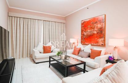 Apartment - 3 Bedrooms - 4 Bathrooms for rent in Viva Central - Viva Bahriyah - The Pearl Island - Doha Apartment - 3 Bedrooms - 4 Bathrooms for rent in Viva Central - Viva Bahriyah - The Pearl Island - Doha