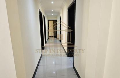 Apartment - 3 Bedrooms - 3 Bathrooms for rent in Al Nasr Street - Al Nasr - Doha