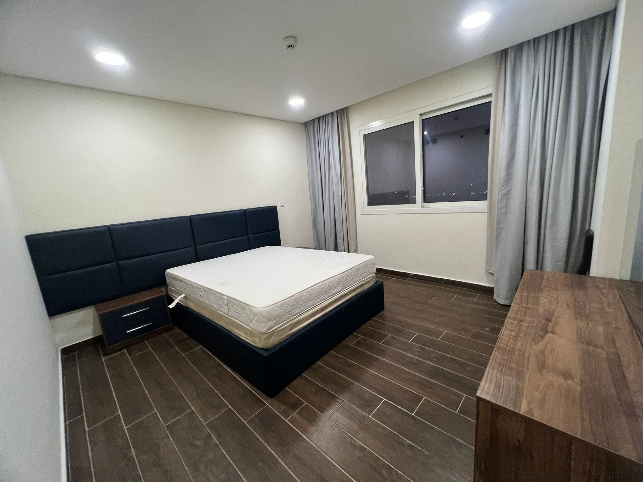 ELEGANT 2BEDROOM FULLY FURNISHED WITH BALCONY thumbnail 7