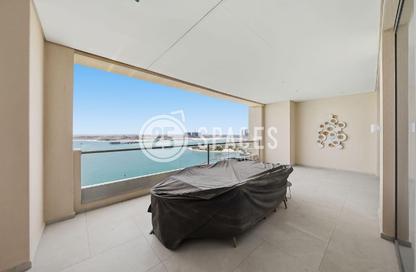 Apartment - 2 Bedrooms - 3 Bathrooms for sale in East Porto Drive - Porto Arabia - The Pearl Island - Doha Apartment - 2 Bedrooms - 3 Bathrooms for sale in East Porto Drive - Porto Arabia - The Pearl Island - Doha