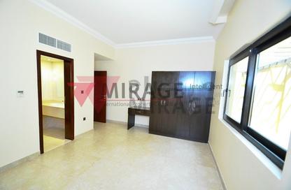 مجمع سكني - 2 - 3 للايجار في فيلات ميراج - الوعب - الوعب - الدوحة