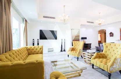 Apartment - 1 Bedroom - 2 Bathrooms for sale in East Porto Drive - Porto Arabia - The Pearl Island - Doha