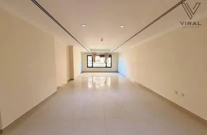 Apartment - Studio - 1 Bathroom for rent in Tower 18 - Porto Arabia - The Pearl Island - Doha