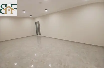 Apartment - 2 Bedrooms - 3 Bathrooms for rent in Musheireb Apartments - Musheireb - Doha