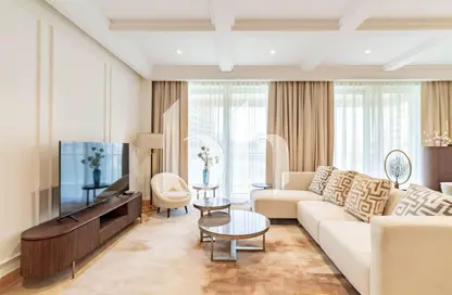 Apartment - 2 Bedrooms - 3 Bathrooms for sale in West Porto Drive - Porto Arabia - The Pearl Island - Doha