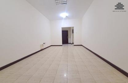 Apartment - 3 Bedrooms - 3 Bathrooms for rent in Al Nasr Street - Al Nasr - Doha