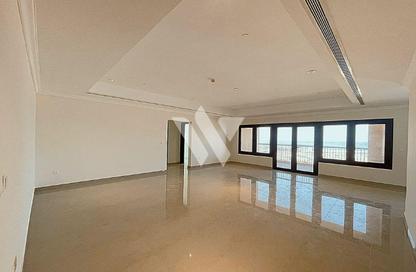 Apartment - 2 Bedrooms - 3 Bathrooms for rent in East Porto Drive - Porto Arabia - The Pearl Island - Doha