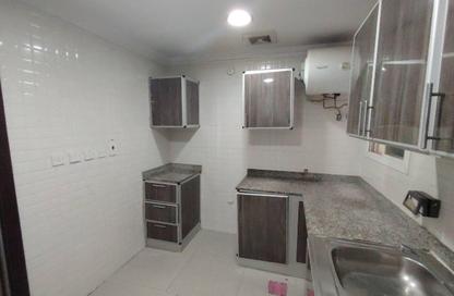 Apartment - 2 Bedrooms - 2 Bathrooms for rent in Bin Omran 28 - Fereej Bin Omran - Doha