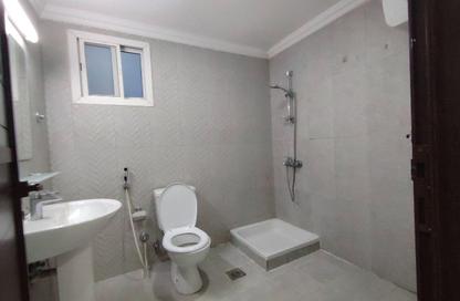 Apartment - 2 Bedrooms - 2 Bathrooms for rent in Bin Omran 28 - Fereej Bin Omran - Doha