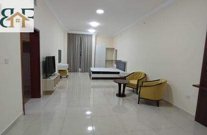 Apartment - Studio - 1 for rent in Al Sadd Road - Al Sadd - Doha Apartment - Studio - 1 for rent in Al Sadd Road - Al Sadd - Doha