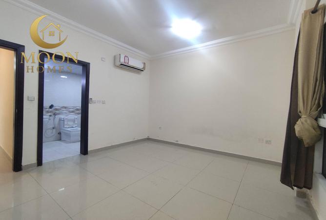 56267433 - Property Image 2