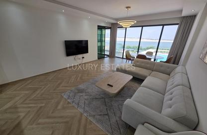 Apartment - 1 Bedroom - 2 Bathrooms for rent in Lusail Marina Heights - Marina District - Lusail