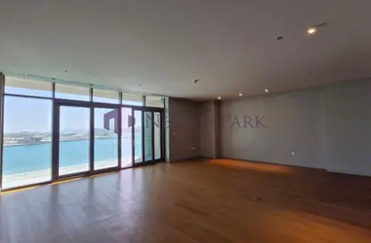 Apartment - 3 Bedrooms - 5 Bathrooms for sale in Seef Lusail Tower 1 - Seef Lusail - Lusail City - Lusail