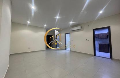 Apartment - 3 Bedrooms - 2 Bathrooms for rent in Al Jazeera Street - Fereej Bin Mahmoud North - Fereej Bin Mahmoud - Doha