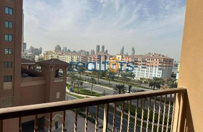 Apartment - 1 Bedroom - 2 Bathrooms for rent in East Porto Drive - Porto Arabia - The Pearl Island - Doha