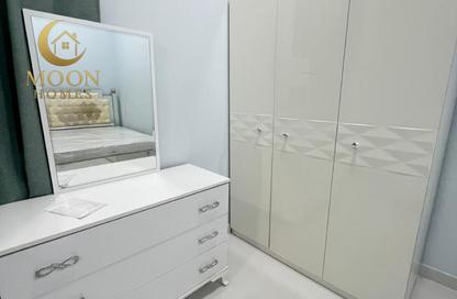 Apartment - Studio - 1 for rent in Al Dafna - Al Dafna - Doha