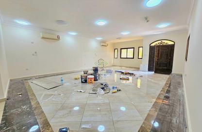 Apartment - 6 Bedrooms - 6 Bathrooms for rent in Ain Khaled Villas - Ain Khaled - Doha