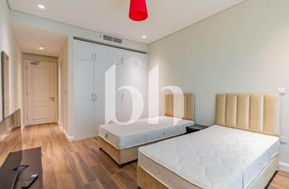 Apartment - 2 Bedrooms - 3 Bathrooms for rent in Floresta Gardens - Floresta Gardens - The Pearl Island - Doha