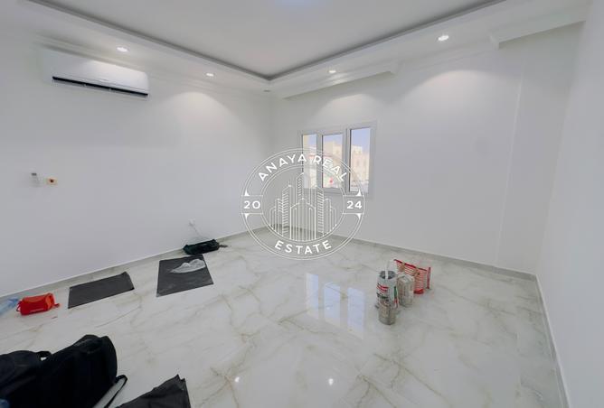 57462105 - Property Image 2