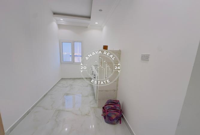 57462105 - Property Image 3