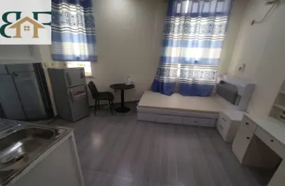 Apartment - Studio - 1 Bathroom for rent in Umm Ghwailina Comm - Umm Ghuwalina - Umm Ghuwailina - Doha