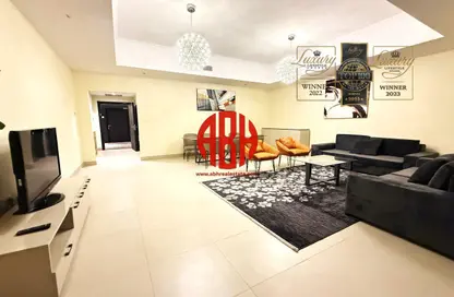 Apartment - 2 Bedrooms - 2 Bathrooms for rent in West Bay Tower - West Bay - West Bay - Doha