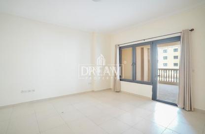 Apartment - 1 Bedroom - 2 Bathrooms for rent in Porto Arabia - The Pearl Island - Doha