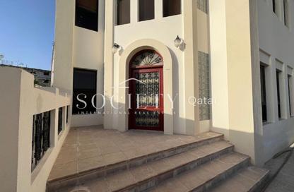 Villa - 4 Bedrooms - 5 Bathrooms for rent in Al Hitmi - Al Hitmi - Doha