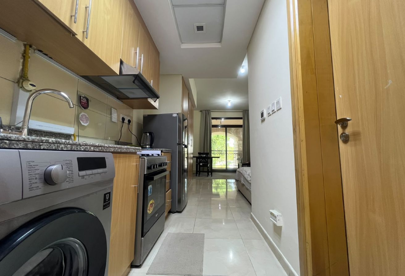 SPACIOUS  STUDIO WITH BALCONY | FOXHILL| 4000 thumbnail 5