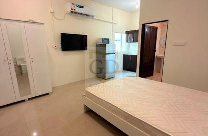 Apartment - Studio - 1 Bathroom for rent in Hazm Al Markhiya - Doha