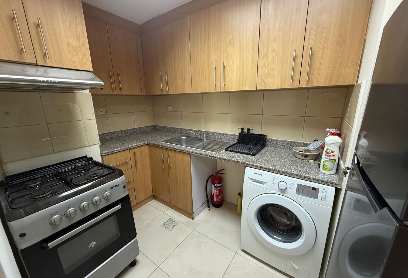 ELEGANT 1 BHK FF INCLUDING BILLS 24/7 GROCERY TRAM thumbnail 6