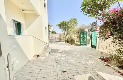 Villa - 4 Bedrooms - 4 Bathrooms for rent in Al Numan Street - Al Aziziyah - Doha