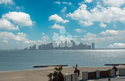 Apartment - 1 Bedroom - 2 Bathrooms for rent in La Plage Centrale - La Plage - The Pearl Island - Doha