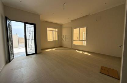 Villa - 6 Bedrooms - 7 Bathrooms for sale in Sumaysimah - Sumaysimah - Al Khor
