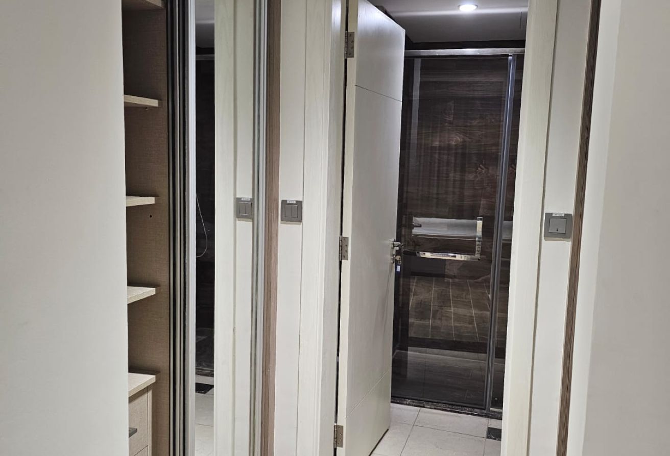 Ready to move in I 1 BHK I FF I EASY PAYMENT PLAN thumbnail 6