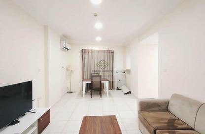 Apartment - 1 - 1 for rent in Umm Ghwailina Comm - Umm Ghuwalina - Umm Ghuwailina - Doha