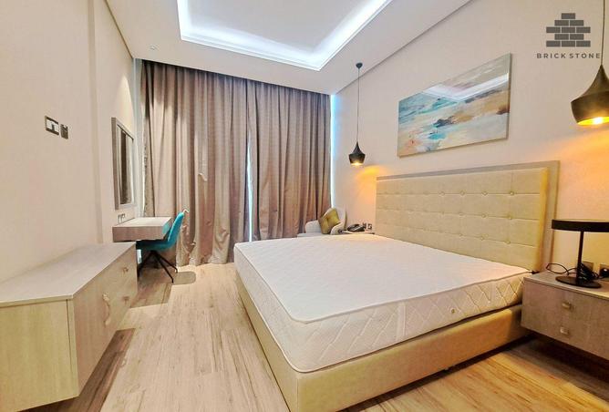 1027856 - Property Image 2