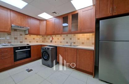 Apartment - 1 Bedroom - 2 Bathrooms for rent in East Porto Drive - Porto Arabia - The Pearl Island - Doha