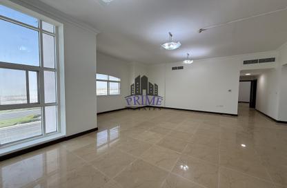 Apartment - 2 Bedrooms - 2 Bathrooms for rent in Al Sadd Road - Al Sadd - Doha
