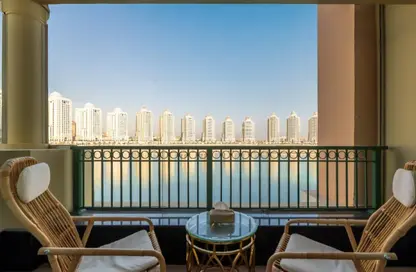 Apartment - 1 Bedroom - 2 Bathrooms for rent in Viva West - Viva Bahriyah - The Pearl Island - Doha