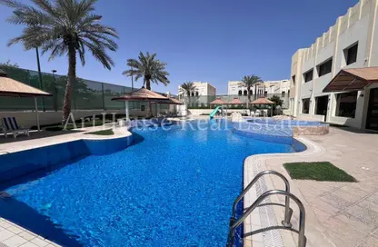 Villa - 4 Bedrooms - 6 Bathrooms for rent in Bin Omran - Fereej Bin Omran - Doha
