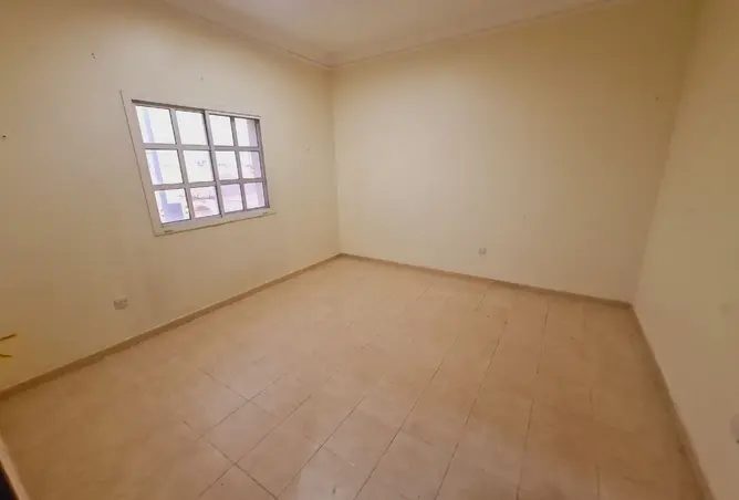 61223347 - Property Image 3