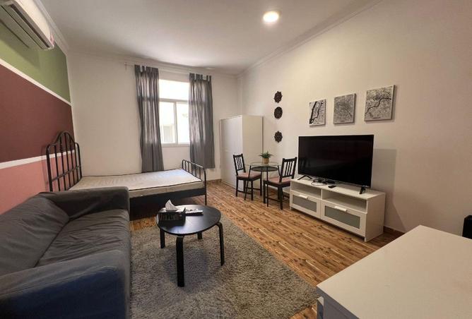 57939972 - Property Image 2