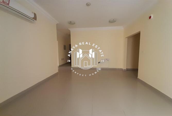 1028148 - Property Image 2