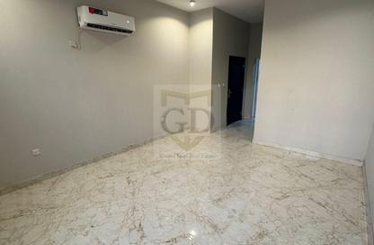 Apartment - Studio - 1 Bathroom for rent in Al Markhiya Street - Al Markhiya - Doha