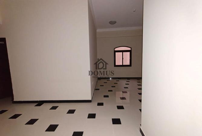 52000912 - Property Image 2